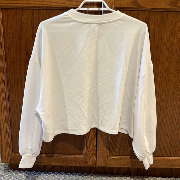 Thin cropped white long sleeve - Picture 3 of 4